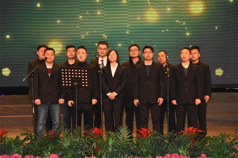德信体育艾普喷涂机器人